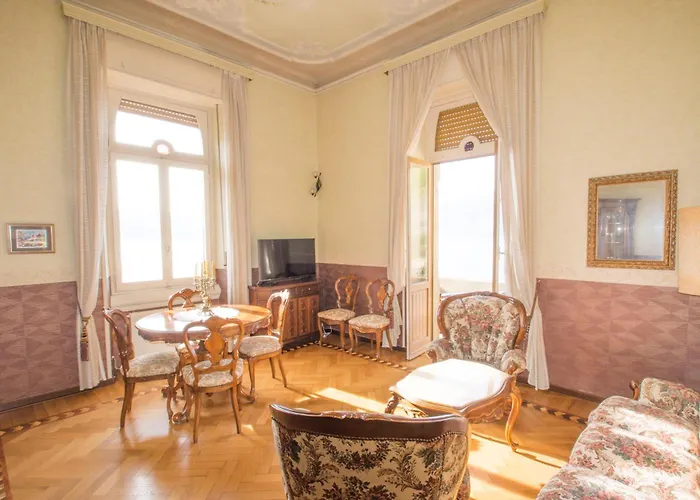 Dimora Bella Vista Apartment